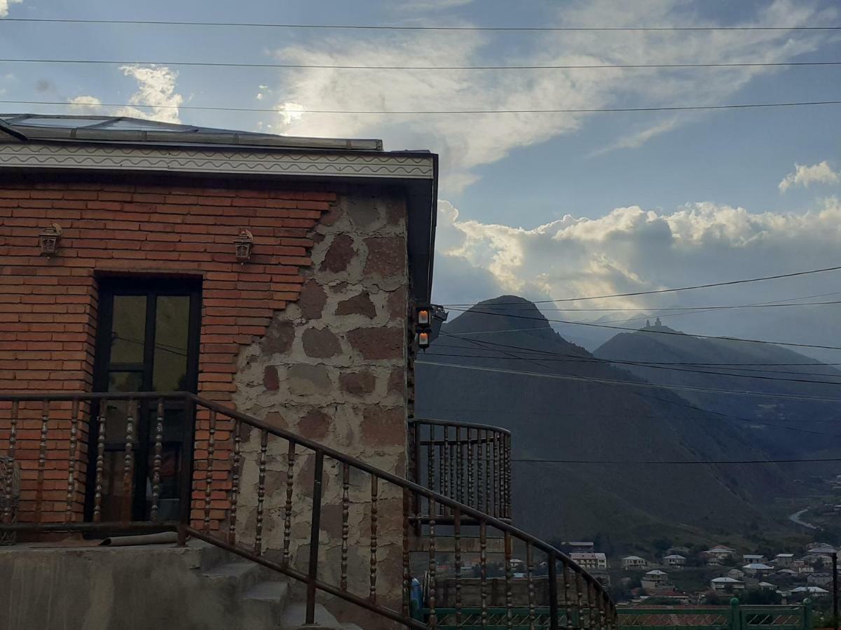 Bana Stepantsminda Exterior foto